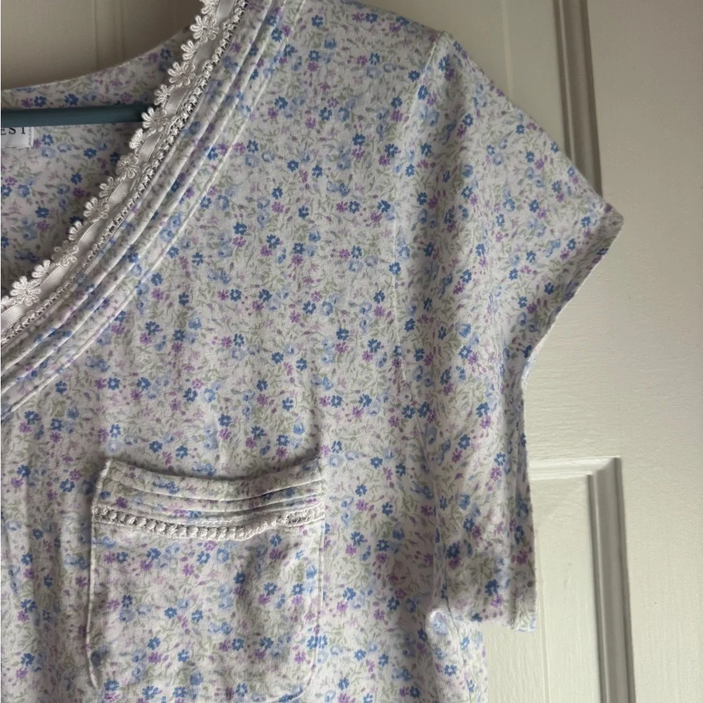 Eileen West Blue and Purple Floral Nightgown
